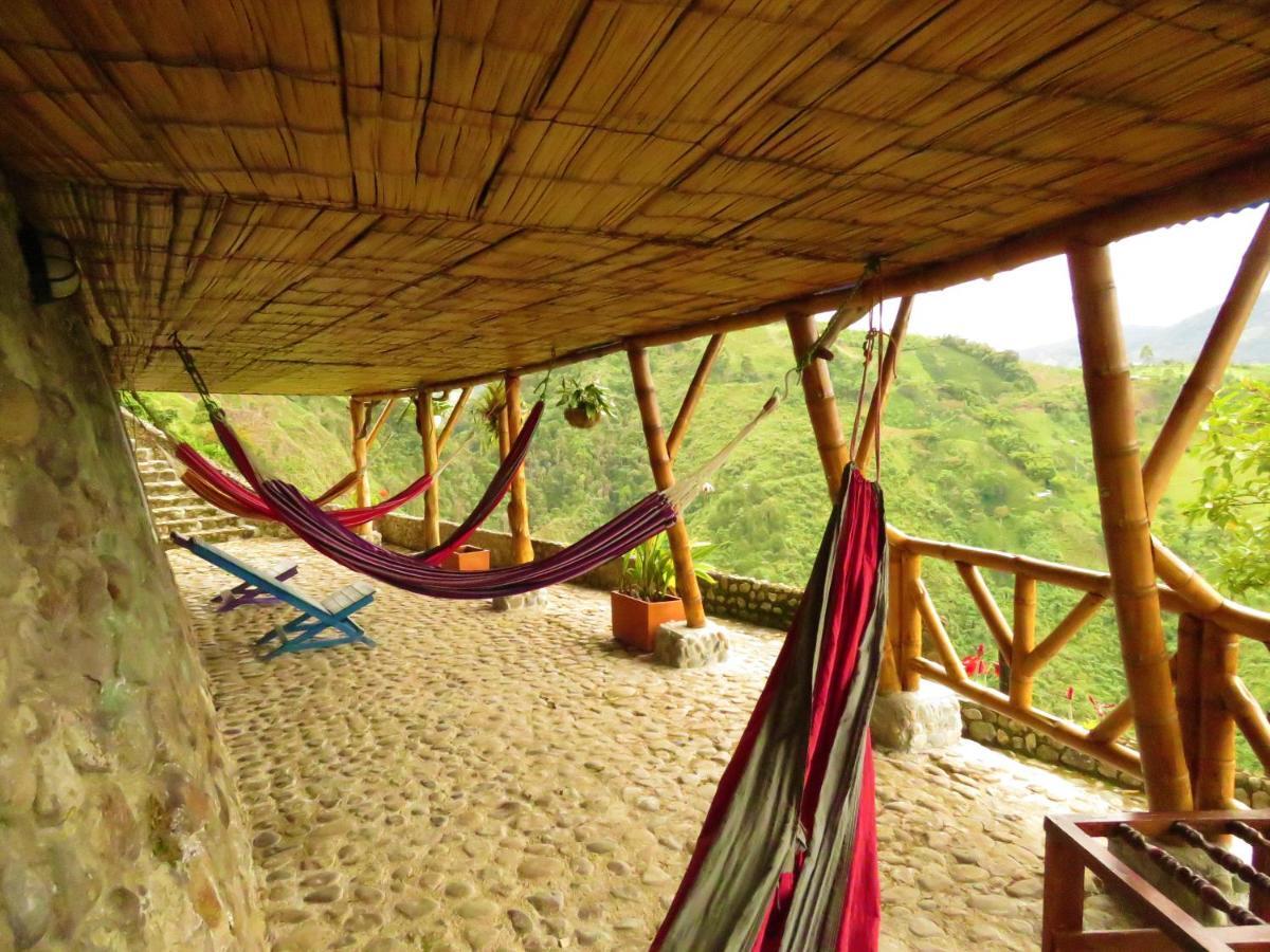 Ecohotel Bordones Isnos エクステリア 写真