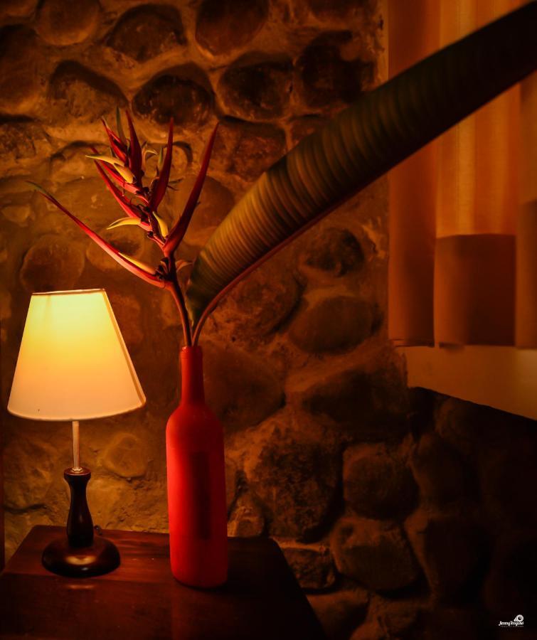 Ecohotel Bordones Isnos エクステリア 写真